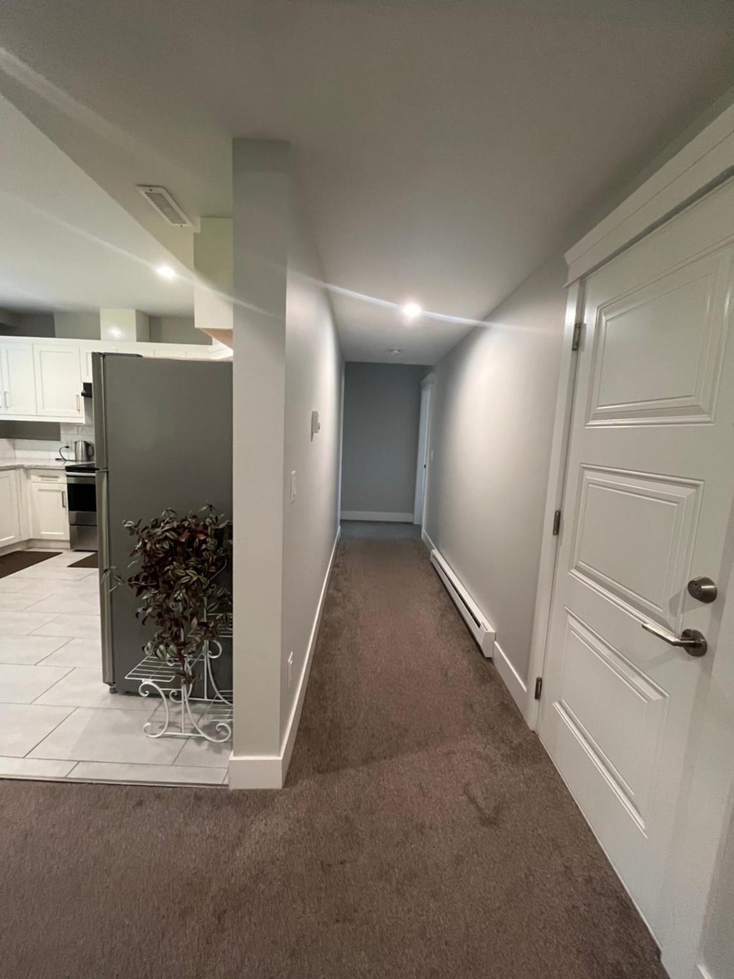 2 Bedroom Suite With Full Kitchen Ревелсток Экстерьер фото